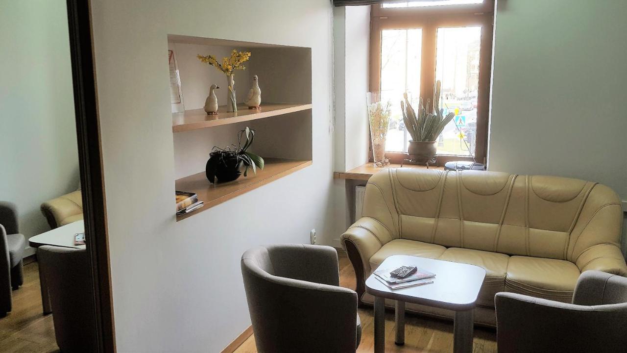 Rodmos Hostel Люблин Екстериор снимка