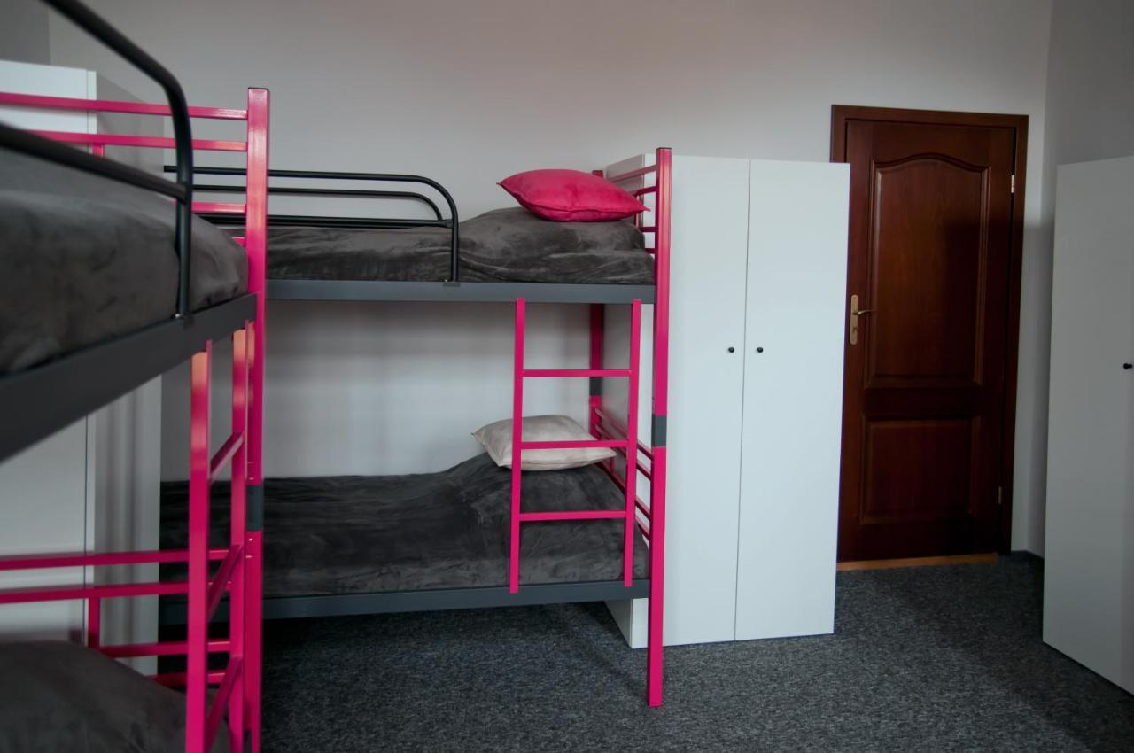 Rodmos Hostel Люблин Екстериор снимка