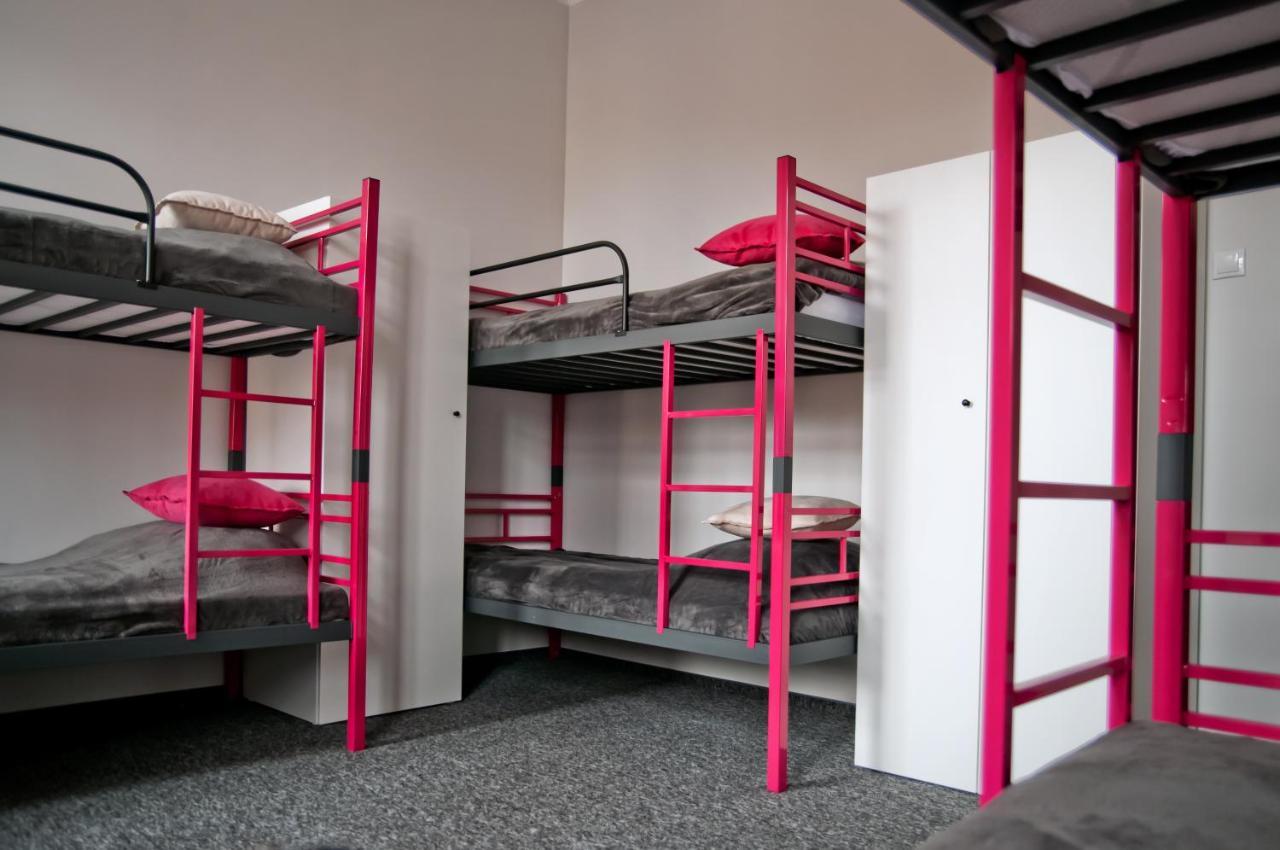 Rodmos Hostel Люблин Екстериор снимка