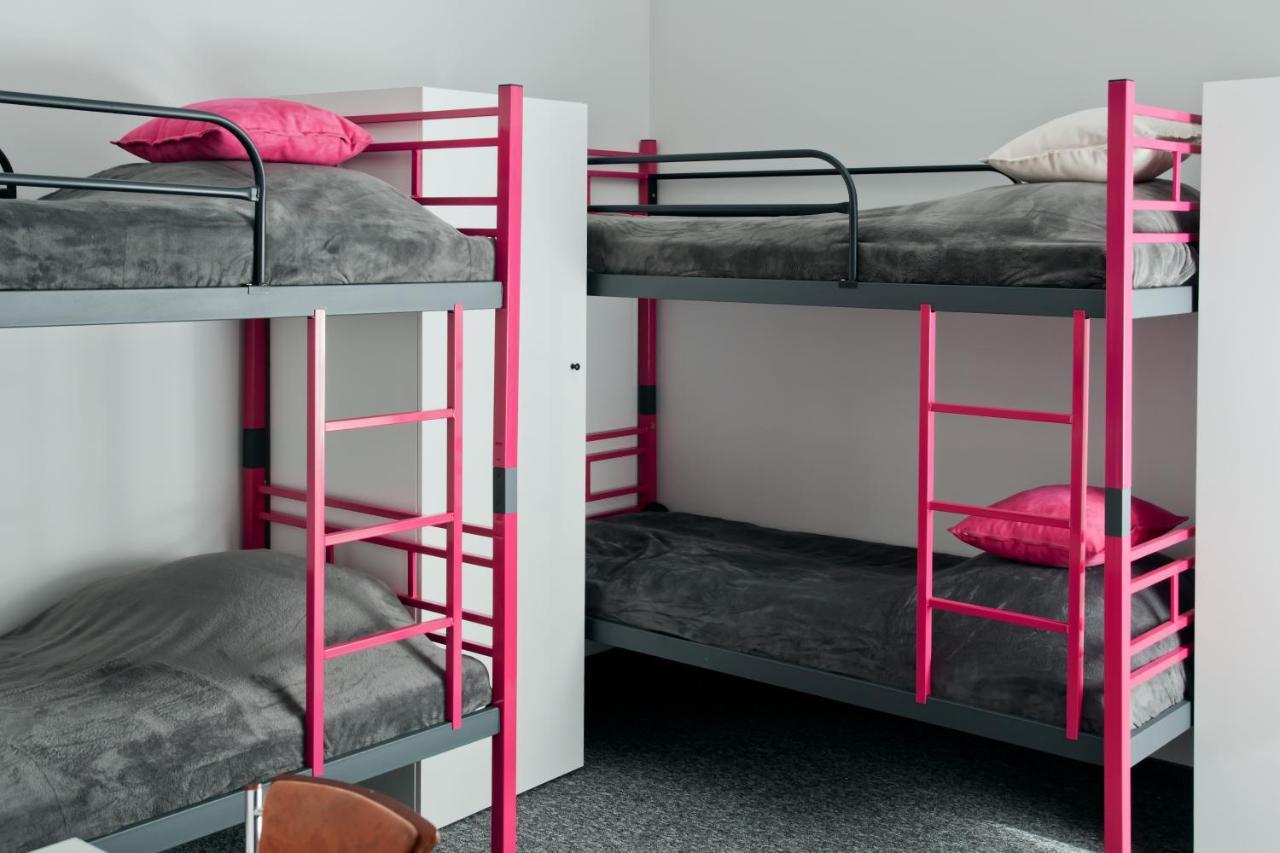 Rodmos Hostel Люблин Екстериор снимка