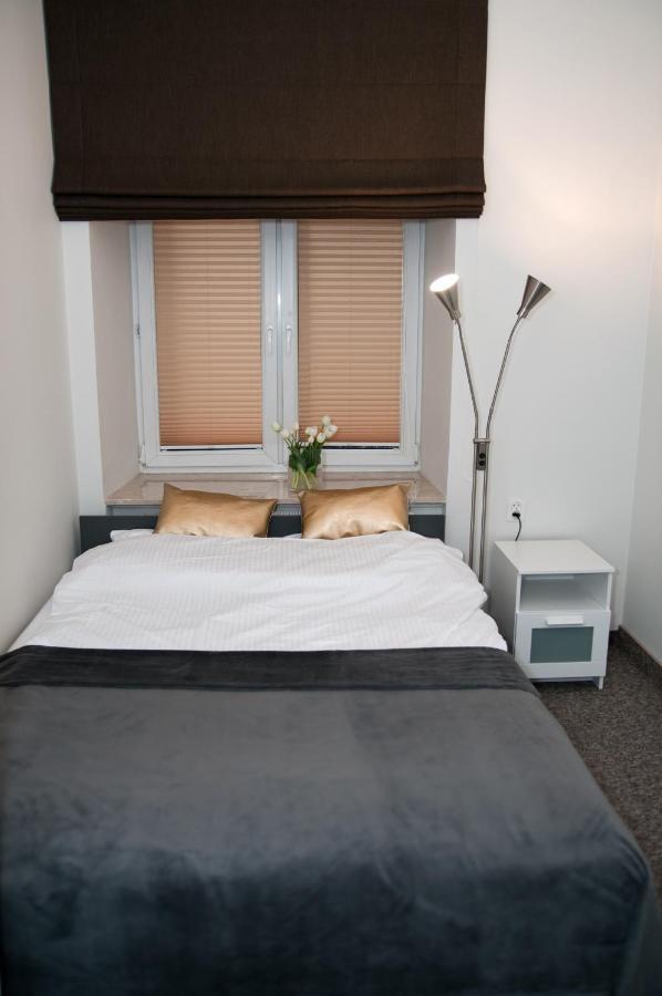 Rodmos Hostel Люблин Екстериор снимка