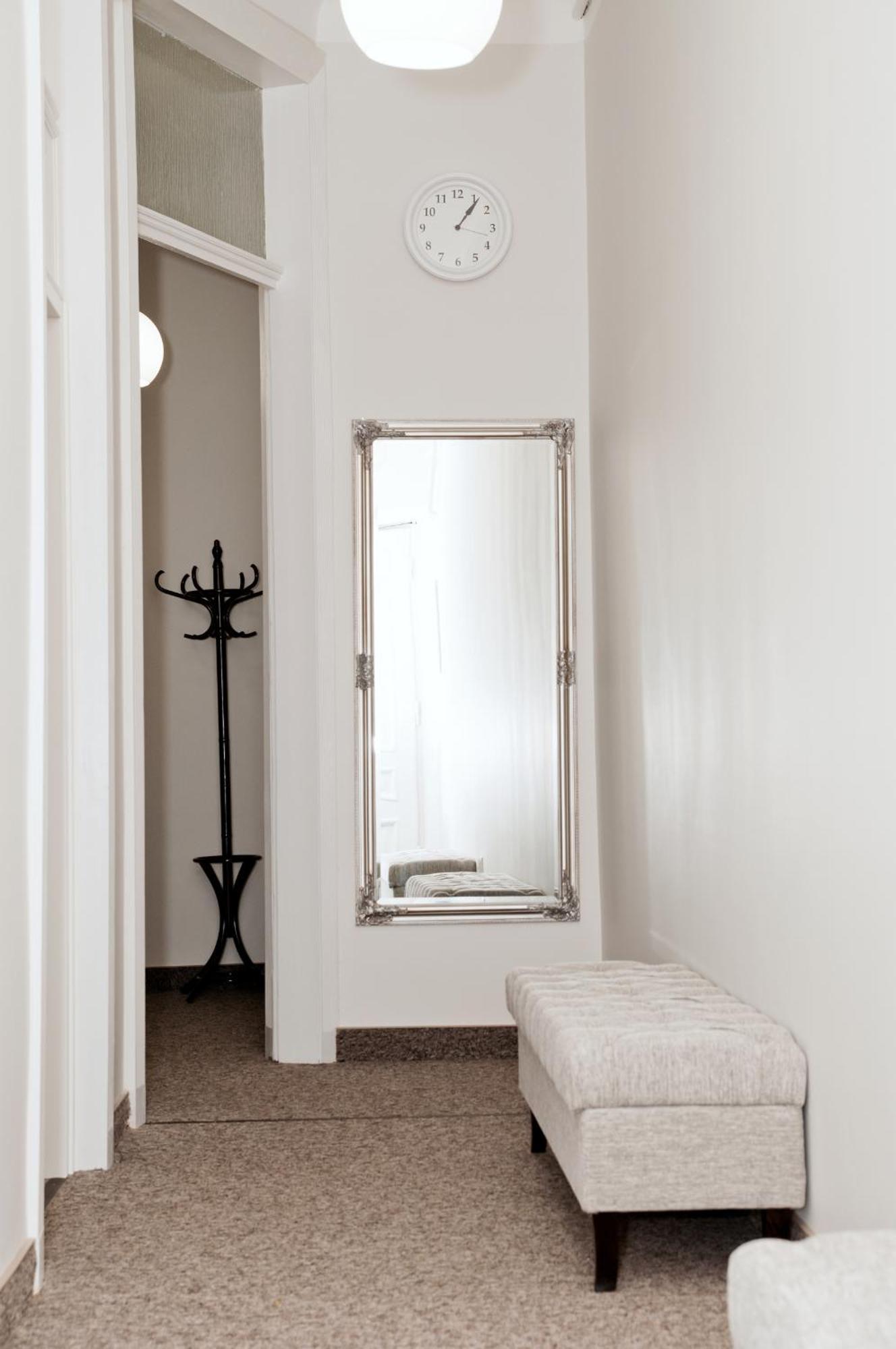 Rodmos Hostel Люблин Екстериор снимка
