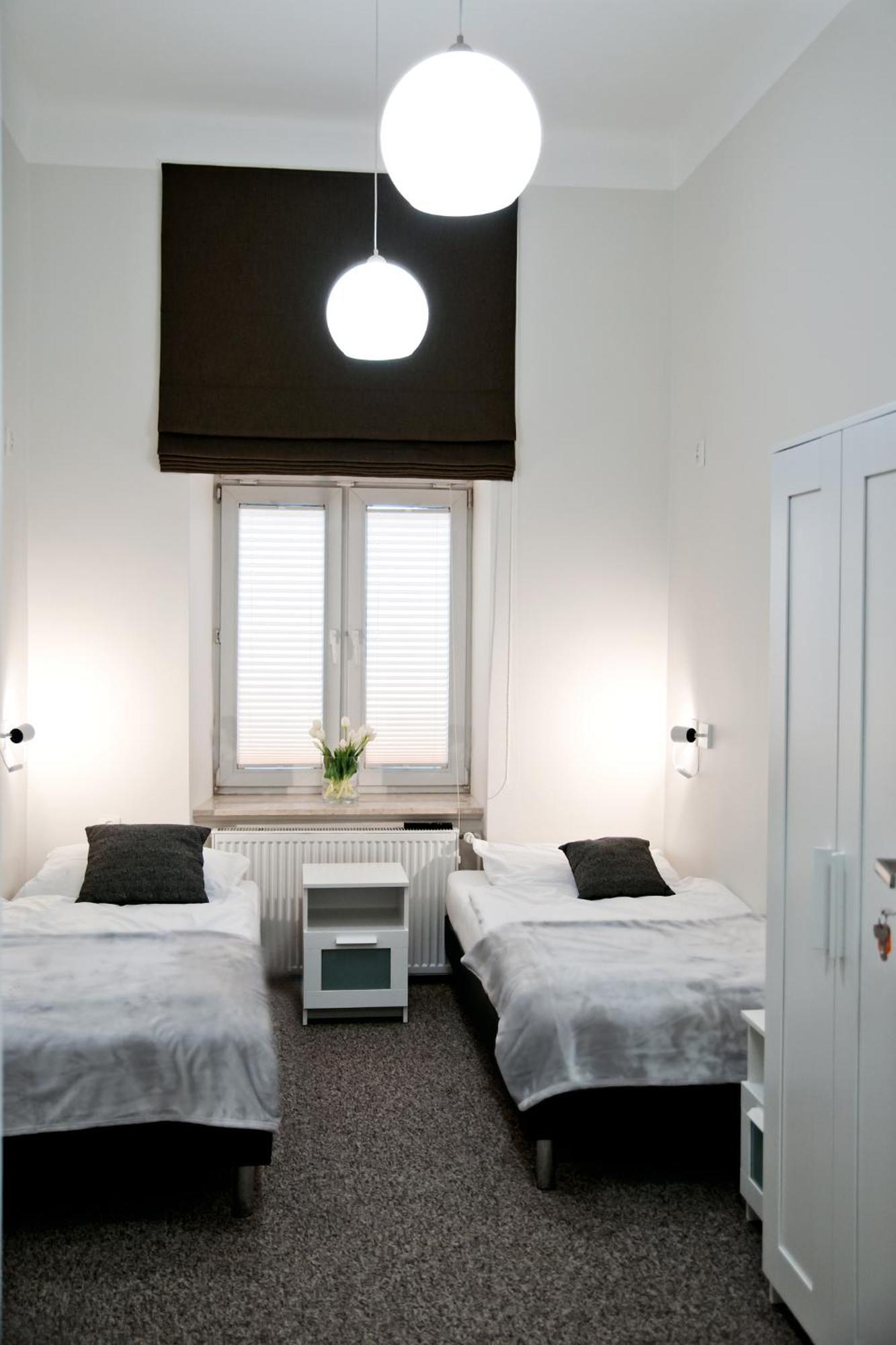 Rodmos Hostel Люблин Екстериор снимка